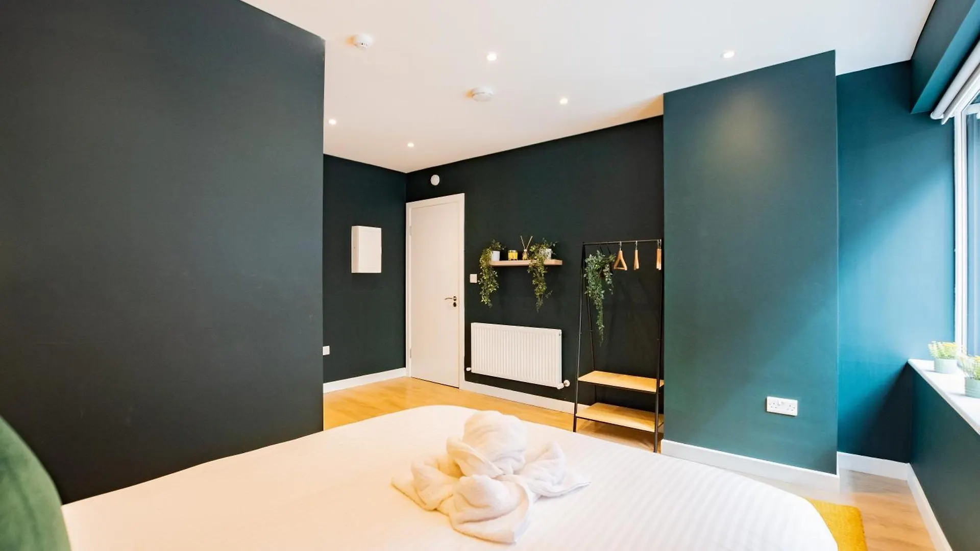 Villa The Large Group House -Sleeps 21 Dublin 0*,