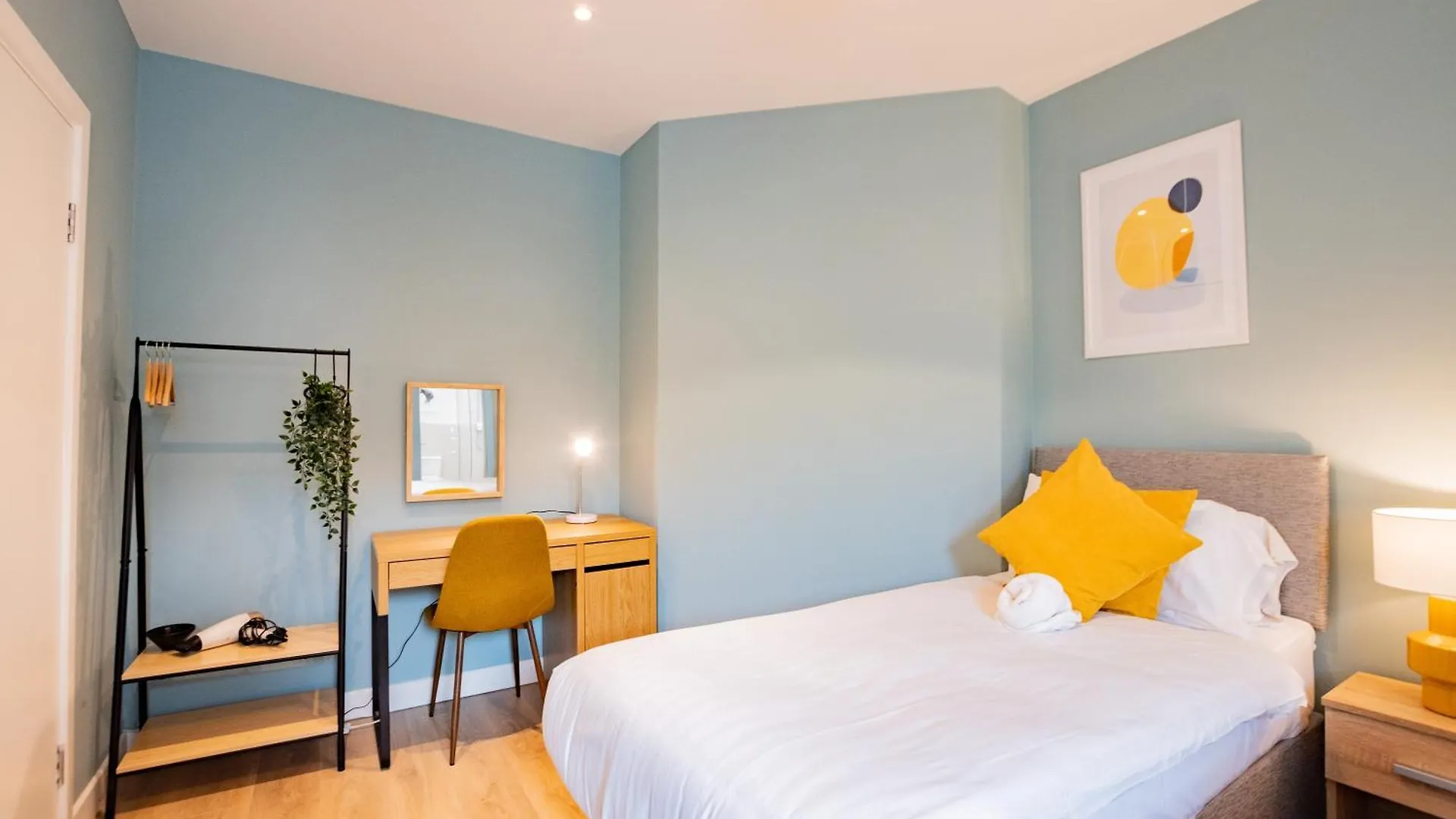 Villa The Large Group House -Sleeps 21 Dublin Irland