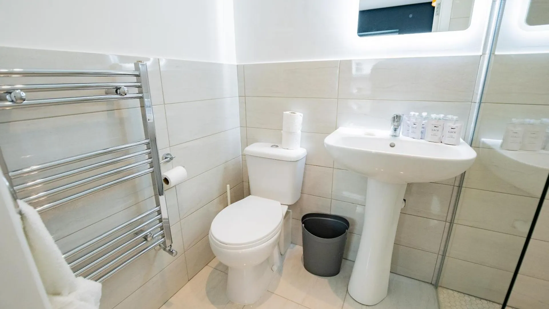 Villa The Large Group House -Sleeps 21 Dublin