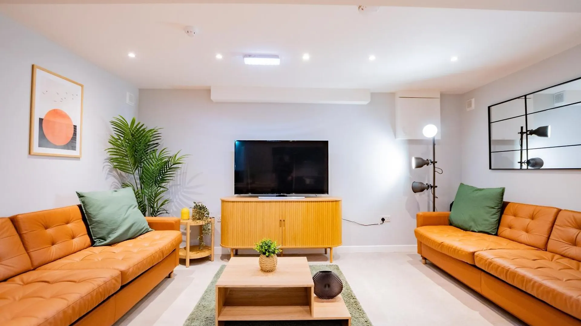Ferienhaus Villa The Large Group House -Sleeps 21 Dublin