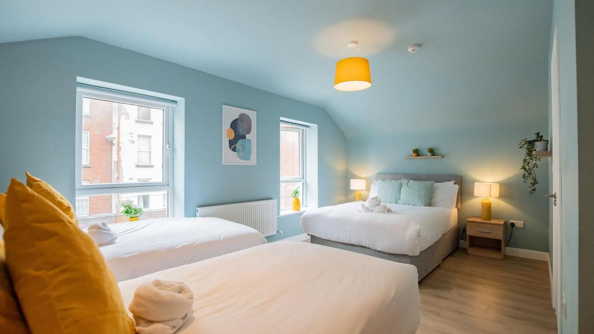 The Large Group House -Sleeps 21 Villa Dublin 0*,  Ireland